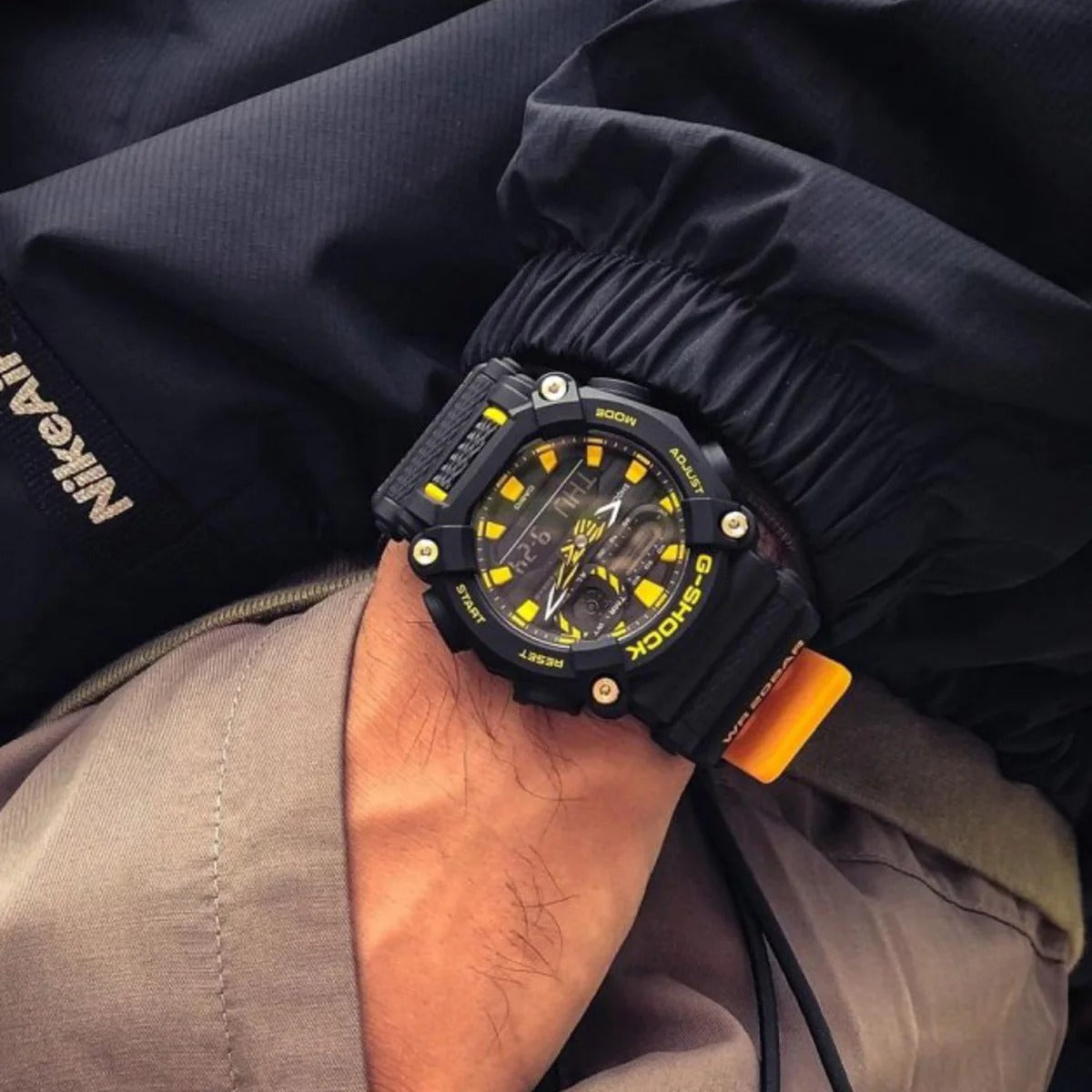 CASIO G-SHOCK GA-900A-1A9DR MODEL WATCHES