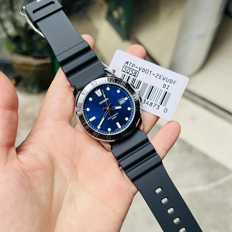 CASIO MTP-VD01 Series Standard Analog Men’s Watch – Stainless Steel Case, Date Display, Quartz Movement, 50M Water Resistance, Mineral Glass – Men’s Classic Business & Casual Watch
