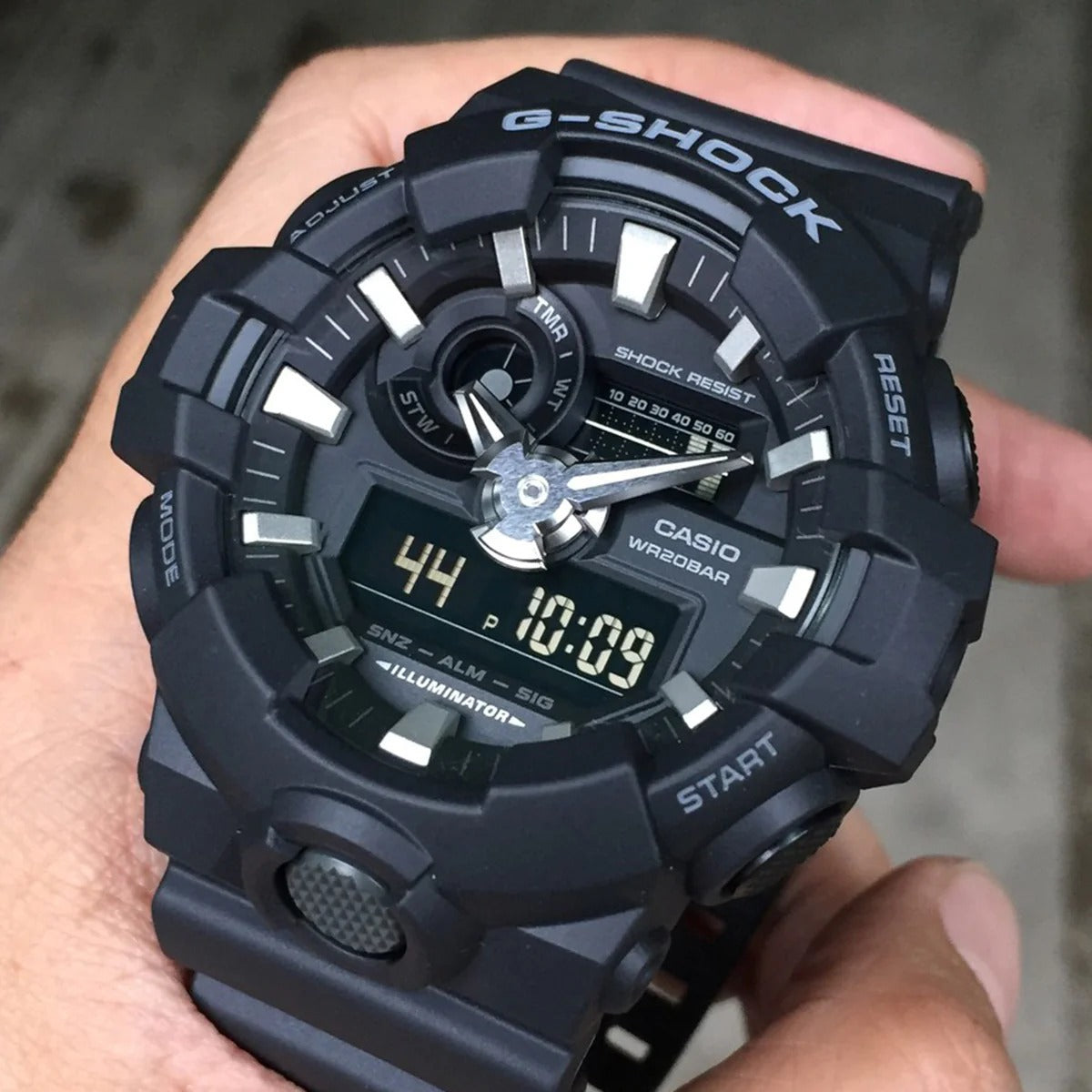 CASIO G-SHOCK GA-700-1BDR MODEL WATCHES