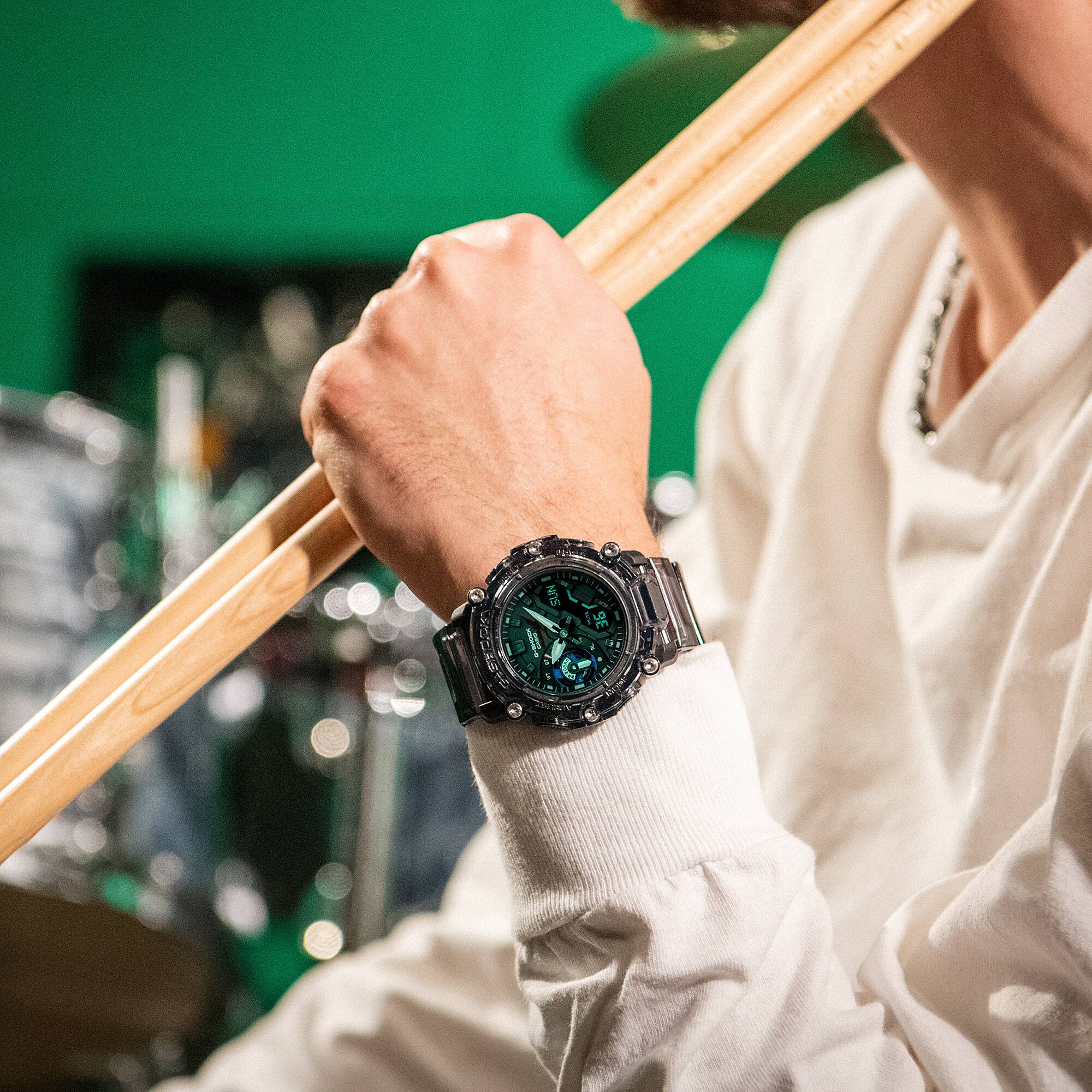 CASIO G-SHOCK GA-2200SKL-8A MODEL WATCHES