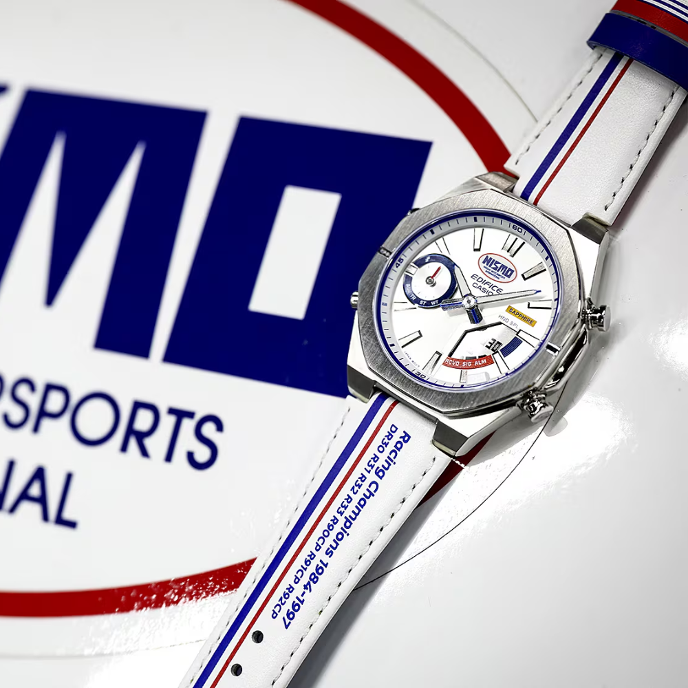 Casio Edifice ECB-S10NIS-7ADF Men’s Analog-Digital Chronograph Watch – White Dial, Stainless Steel Bracelet, Smartphone Link, Racing-Inspired Design – Premium Sport & Business Style