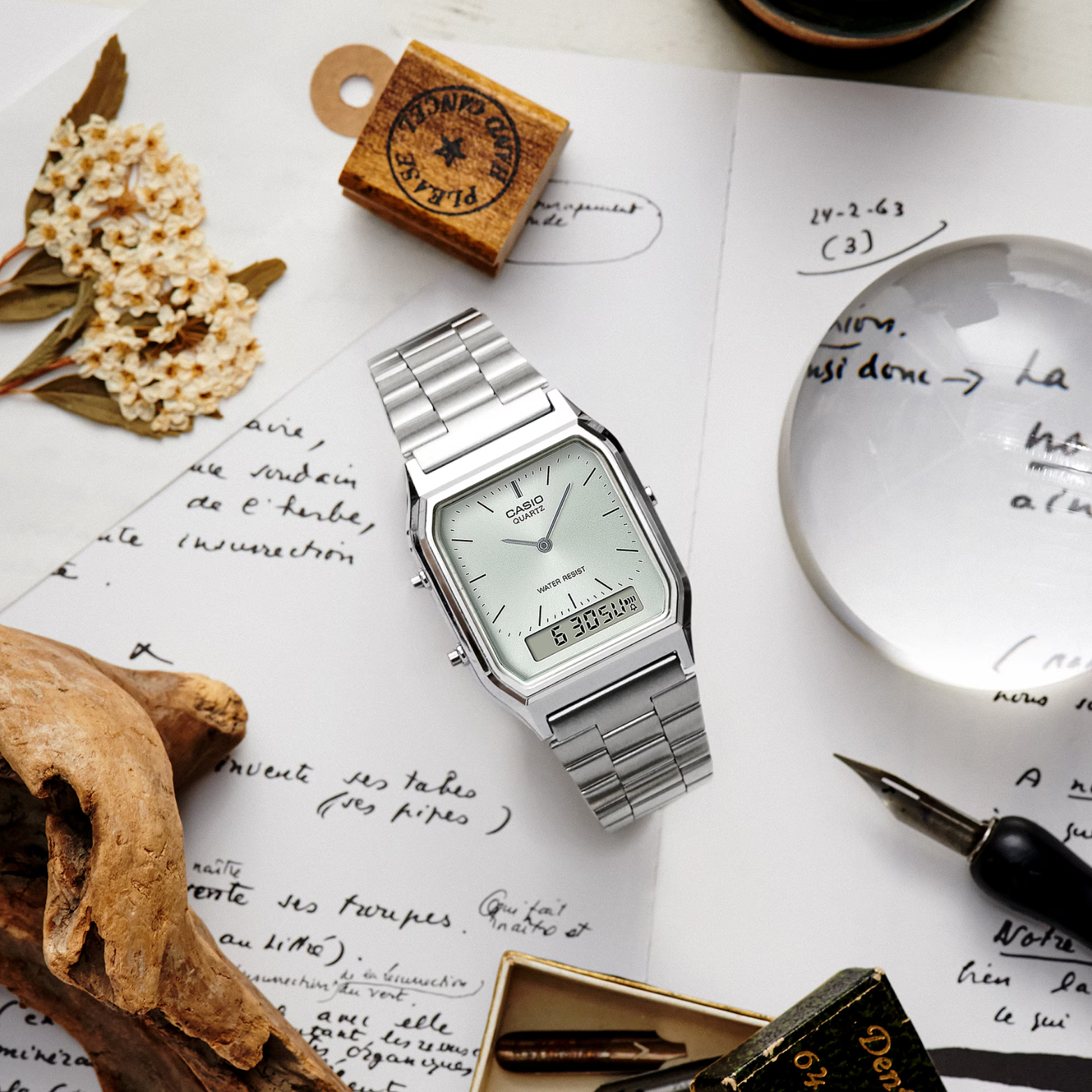 CASIO AQ-230A-7A MODEL VINTAGE UNISEX WATCHES