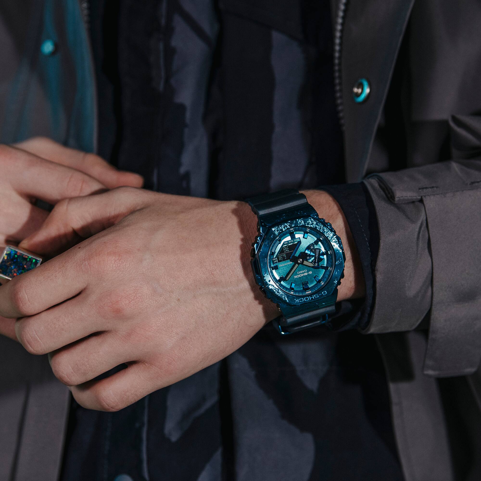 CASIO G-SHOCK GM-2140GEM-2ADR MODEL WATCHES