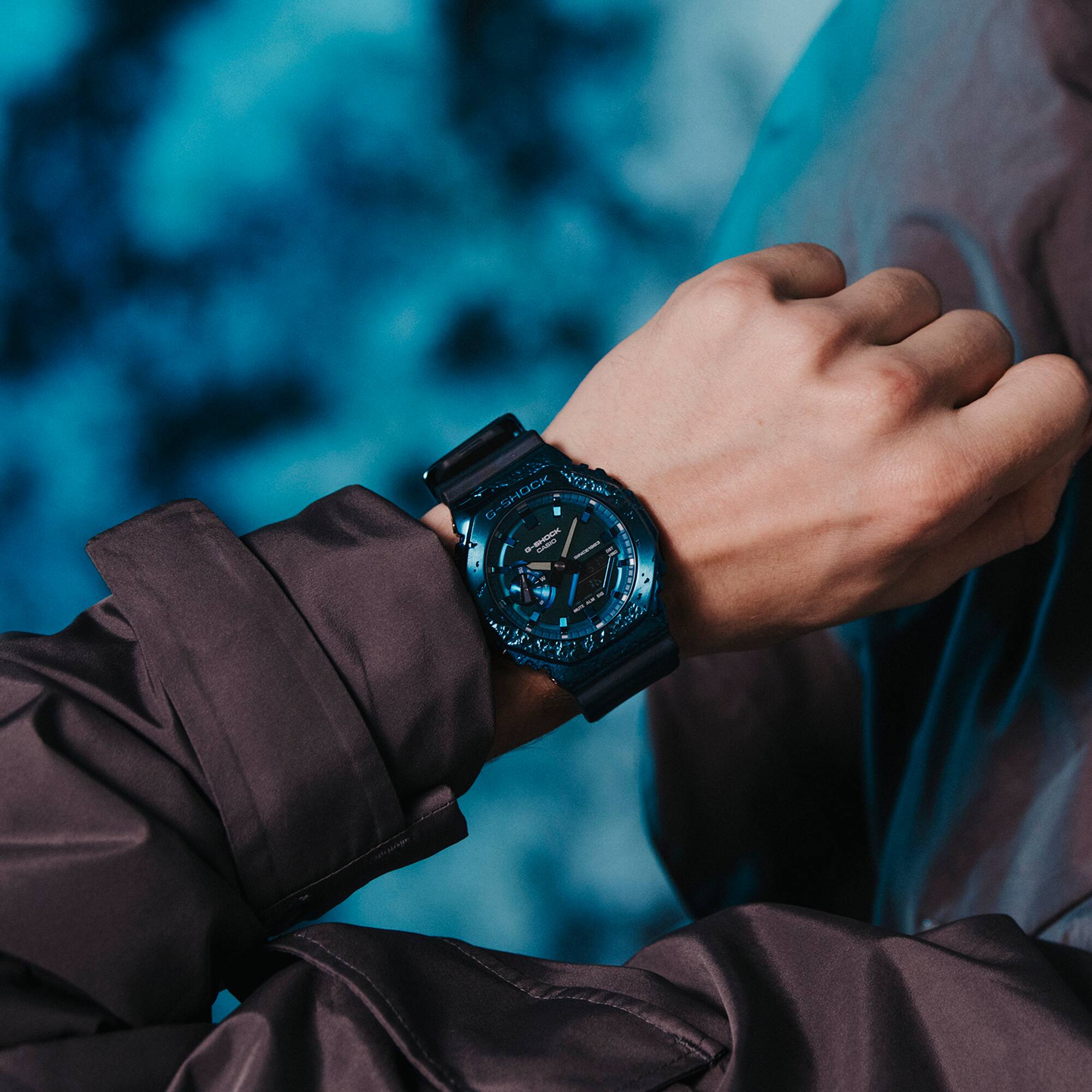 CASIO G-SHOCK GM-2140GEM-2ADR MODEL WATCHES