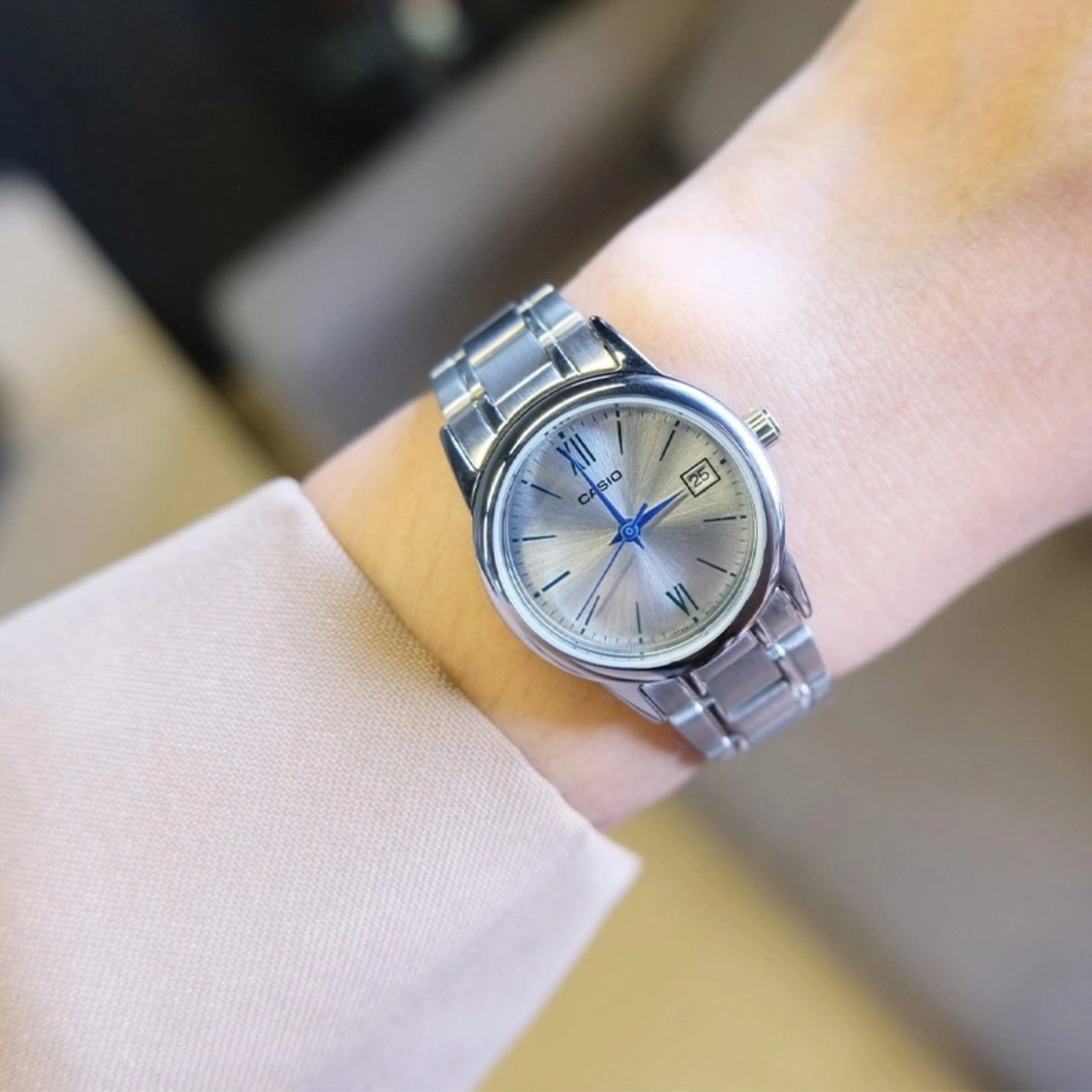 CASIO LTP-V002D SERIES STANDARD WOMEN'S ANALOG WATCHES