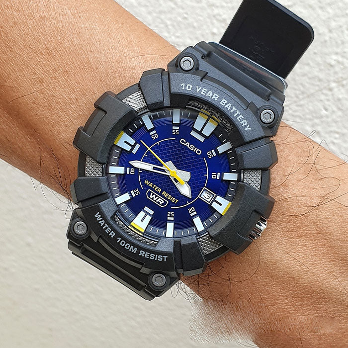 CASIO MW-610H Men’s Analog Sport Watch – Resin Band, Bold Dial, Date Display, 100M Water Resistant, Durable Design